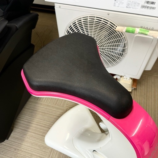 【超美品‼️】定価43,780円♪ フジモリ 室内用サイクルチェア《VIVO》 エアロバイク スピンバイク フィットネス トレーニング ピンク♪