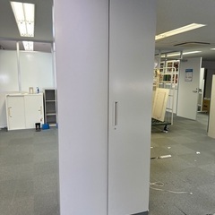(31日まで) 鍵付きロッカー 美品 W90 x H220 x ...