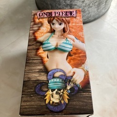 新品ワンピースフィギュア　DXフィギュア　NAMIフィギュアの画像
