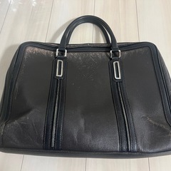 DAKSブランド 皮革ビジネスバッグ