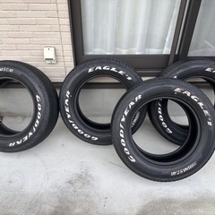 215/65R16 ホワイトレター　ハイエース等