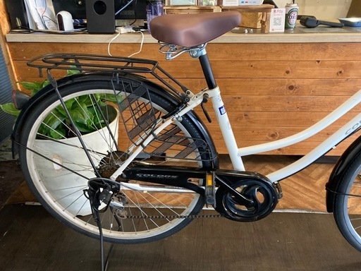 【後輪タイヤ・後輪チューブ新品！】 LEDオートライト　6段変速　26インチ自転車　ホワイト 後輪タイヤ・後輪チューブ新品！】 LEDオートライト 6段変速 26インチ