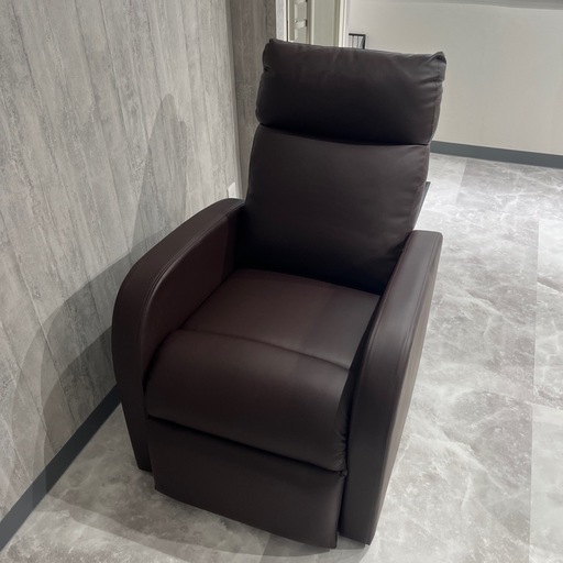 交渉可　＜WORLD LASH＞ コンパクトリクライニングチェア ブラウン　ネイルまつ毛