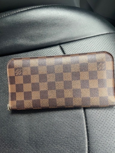 ルイヴィトン　　財布