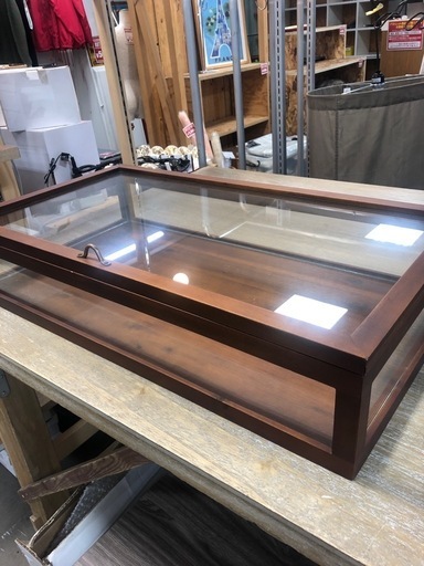 ガラス天板ショーケース