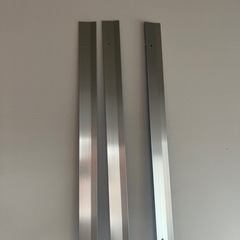 への字じゅうたん押え3本の画像