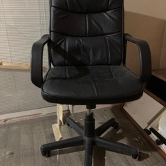 オフィス用椅子
