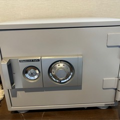 金庫※お譲りが決定しました