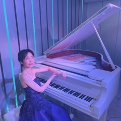 現役ピアニストが出張生演奏いたします
