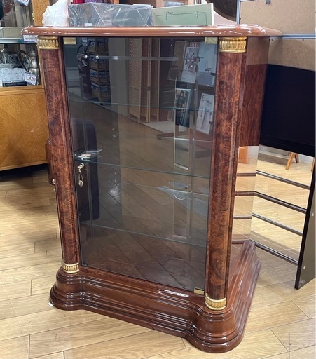 収納家具　コレクションケース
