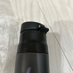 サーモステンレスボトル　ボトル　お茶入れ　ジュースの画像