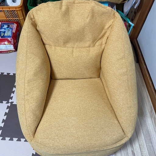 無印良品　空気でできたソファ　イエロー
