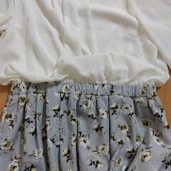 ☆美品☆可愛いワンピース(花柄・パール)の画像