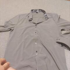 グレー系な服が好きな方の画像