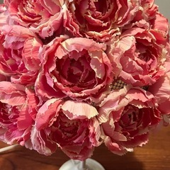 【決まりました】華やかなスタンド｛バラの造花｝寝室にどうぞの画像