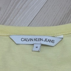 CALVIN KLEIN JEANS Tシャツ　レディースの画像