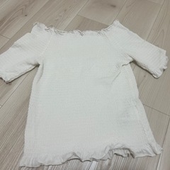 ホワイト　レディースTシャツ