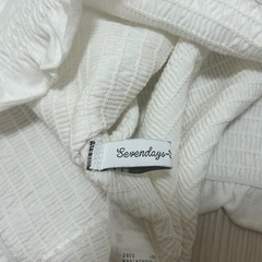 ホワイト　レディースTシャツの画像