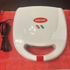 ホットサンドメーカー　箱付き