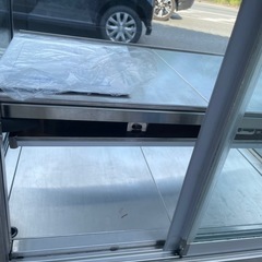 ■中古品 ダイワ冷蔵ショーケース KN201B2 2021年 100V 対面ショーケース ケーキショーケース 700ｘ500ｘ1000㎜ 動作問題なし ■の画像