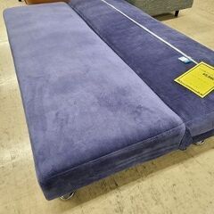 J7336　二人掛けカウチソファ　ソファベッド　パープル　クリーニング済　【リユースのサカイ柏店】の画像