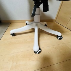 【即決】【組み立て不要】オフィスチェアの画像
