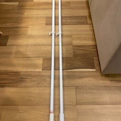 突っ張り棒2本