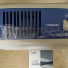 ツインバード(日本メーカー)未使用　空気清浄機　タバコの煙やペットなどの画像