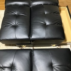 【無料！7/28まで！】簡易ベットにもなる3人掛けソファの画像