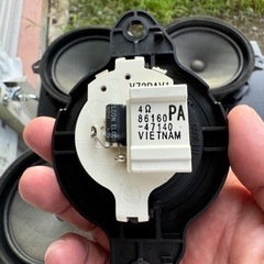 プリウス50純正スピーカーの画像