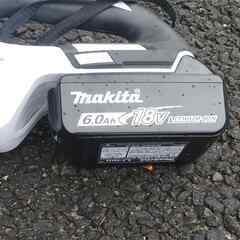 Makita サイクロン式 掃除機 コードレス 2022年購入 大容量バッテリー の画像