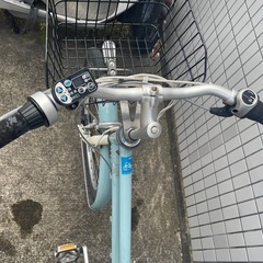★商談中　新基準 ブリヂストン デリーシェ　6.6Ah リチウム 電動自転車 中古 水色の画像