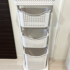 美品　ランドリーバスケット
