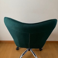 値下げしました！美品　LOWYA チェア　ダークグリーンの画像