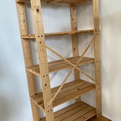 引き渡し者決定済　
木製の棚の画像