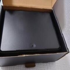 新品小型ポータブルDVDプレーヤー家庭用AC電源付・USB電源の画像