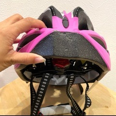 【新品未使用】自転車用ヘルメット、大人用バランスホイールヘルメット、夏用男女兼用ピンクブラックの画像
