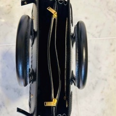 【ほぼ新品】定価36万　サンローラン サックドジュール ナノの画像