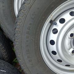 値引きしました。。軽トラタイヤ鉄チン4本セットの画像