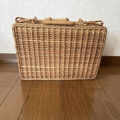 ラタン　　籐　おでかけバッグ　収納バスケット　　レトロ