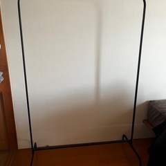 黒ハンガーラック