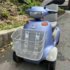 シニアカー　クボタ　ラクロード