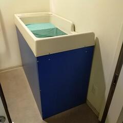 オムツ交換台