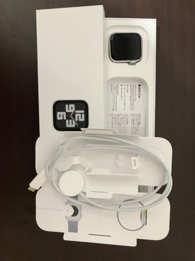 アップルウォッチSE2 40mm