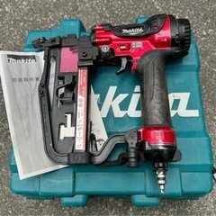 makita 高圧フロアタッカーの画像