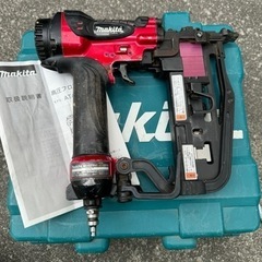 makita 高圧フロアタッカーの画像
