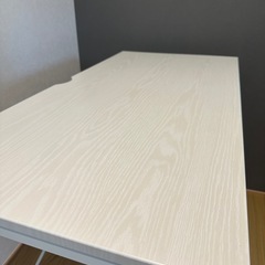 デスク　チェアの画像