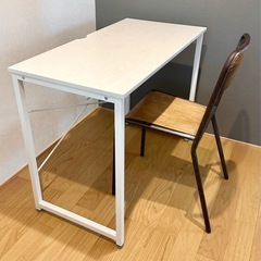 デスク　チェアの画像