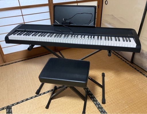 KORG電子ピアノ2018年式の中古