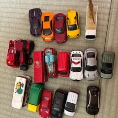 (お話中)トミカ　ミニカーの画像